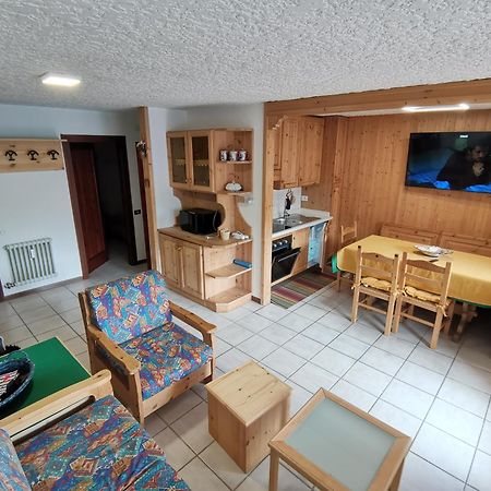 Apartament Trilocale Con Splendida Vista Sulle Piste Da Sci Folgarida Zewnętrze zdjęcie